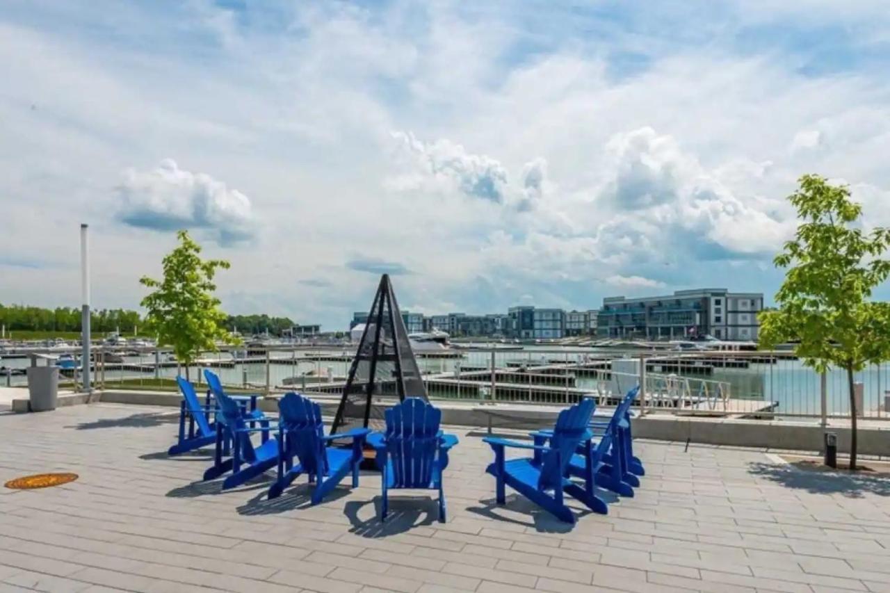Pet Friendly Condos At Friday Harbour Innisfil Экстерьер фото