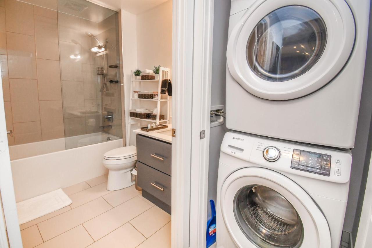 Pet Friendly Condos At Friday Harbour Innisfil Экстерьер фото