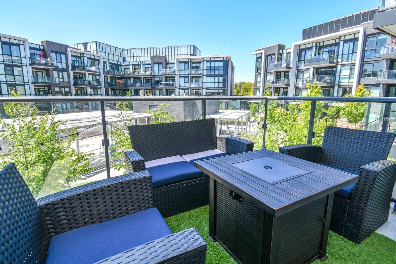 Pet Friendly Condos At Friday Harbour Innisfil Экстерьер фото