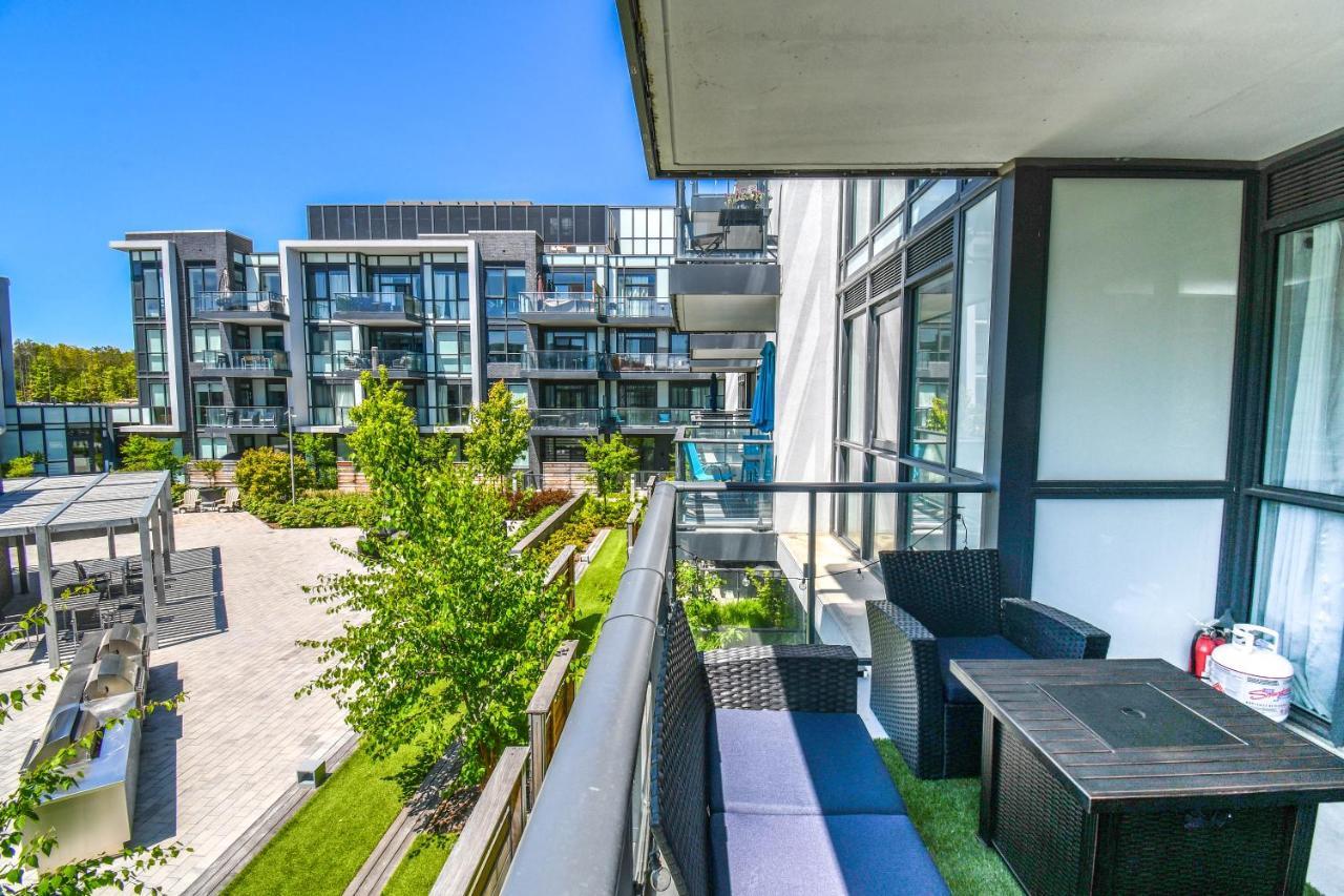 Pet Friendly Condos At Friday Harbour Innisfil Экстерьер фото